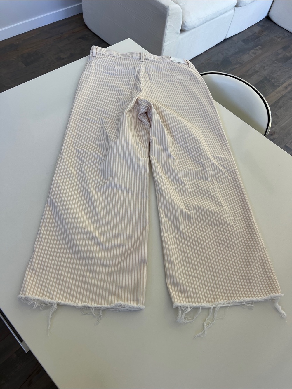 PAIGE anessa tonal cream and tan stripe wide leg slight crop jeans raw hem 30 - Picture 9 of 10